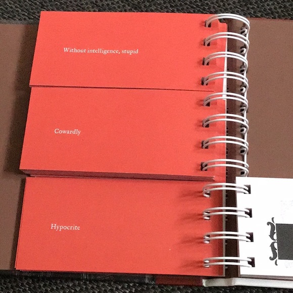 ⭐️4/$20 Shakespeare INSULT GENERATOR book - Picture 5 of 5